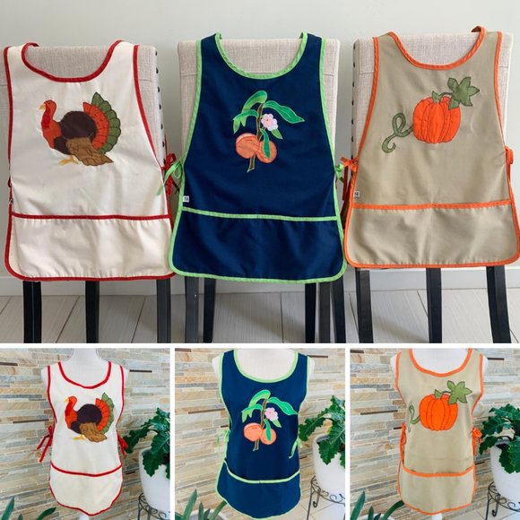 Other - SET OF 3 VINTAGE LOOK SMOCK APRONS